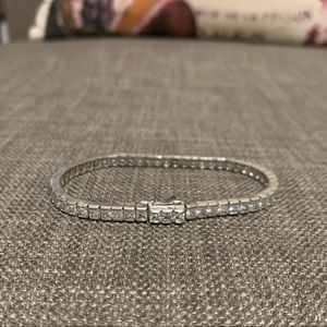 Henri Bendel Luxe Tennis Bracelet
